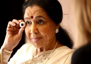 asha bhosle - India TV asha bhosle - India TV