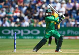 Pakistan opener Azhar Ali in action. - India TV Pakistan opener Azhar Ali in action. - India TV