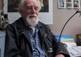Sam Beazley passes away at 101 - India TV Sam Beazley passes away at 101 - India TV