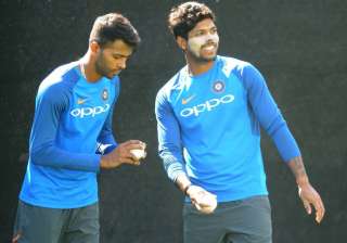 Hardik Pandya and Umesh Yadav bowl in the nets... Hardik Pandya and Umesh Yadav bowl in the nets...