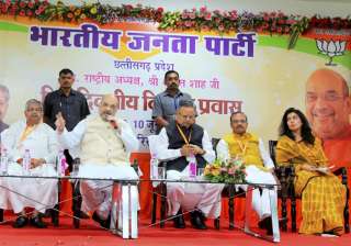 Mahatma Gandhi was a 'bahut chatur baniya,' Amit... Mahatma Gandhi was a 'bahut chatur baniya,' Amit...