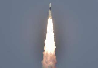 ISRO's heaviest rocket GSLV Mk III successfully... ISRO's heaviest rocket GSLV Mk III successfully...
