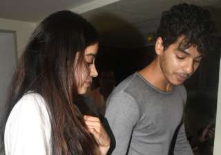 Jhanvi Kapoor, Ishaan Khattar - India TV Jhanvi Kapoor, Ishaan Khattar - India TV