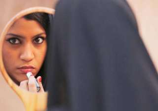 lipstick under my burkha trailer - India TV lipstick under my burkha trailer - India TV