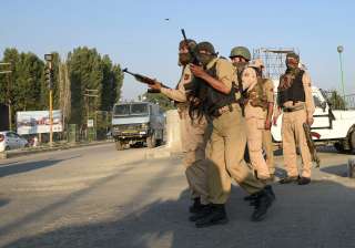 J-K policemen asked to avoid Eid prayers in... J-K policemen asked to avoid Eid prayers in...