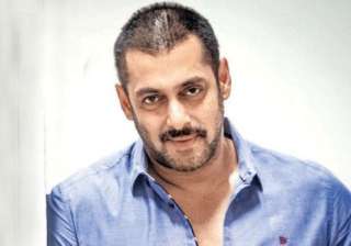 Salman Khan joins The Clean India Mission - India... Salman Khan joins The Clean India Mission - India...