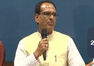 MP CM Shivraj Singh Chouhan speaks to media in... MP CM Shivraj Singh Chouhan speaks to media in...