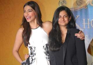Sonam Kapoor, Rhea Kapoor - India TV Sonam Kapoor, Rhea Kapoor - India TV