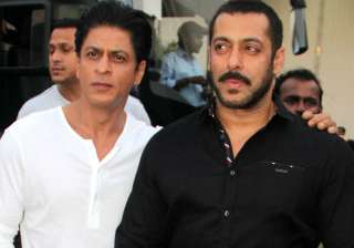 Shah Rukh Khan and Salman Khan - India TV Shah Rukh Khan and Salman Khan - India TV