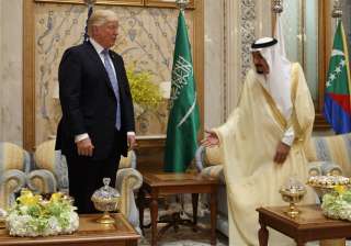 Trump pushes Gulf unity in call with Saudi king -... Trump pushes Gulf unity in call with Saudi king -...