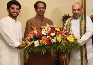 Amit Shah today met Uddhav Thackeray at Matoshree... Amit Shah today met Uddhav Thackeray at Matoshree...