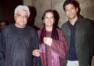 farhan akhtar shabana azmi stepmom - India TV farhan akhtar shabana azmi stepmom - India TV