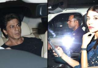 Kapil Sharma faints Shah Rukh Khan and Anushka... Kapil Sharma faints Shah Rukh Khan and Anushka...