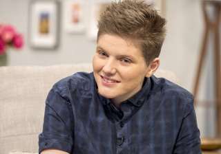 first UK transgender man to get pregnant - India TV first UK transgender man to get pregnant - India TV