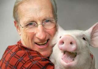 James Cromwell sentenced to week in jail - India... James Cromwell sentenced to week in jail - India...