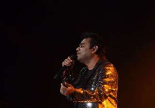 18th IIFA Awards 2017: AR Rahman is a huge hit at... 18th IIFA Awards 2017: AR Rahman is a huge hit at...