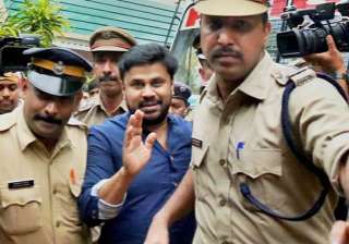 Dileep arrest Malayalam actress finally breaks... Dileep arrest Malayalam actress finally breaks...