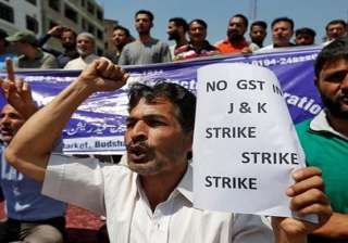 Businesses remain shut in Srinagar against GST -... Businesses remain shut in Srinagar against GST -...