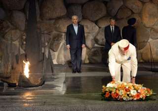 PM Narendra Modi visits Yad Vashem Holocaust... PM Narendra Modi visits Yad Vashem Holocaust...