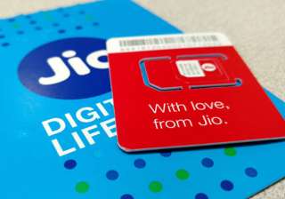 Reliance Jio unveils new packs, reduces validity... Reliance Jio unveils new packs, reduces validity...