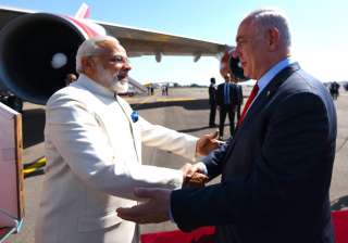 Modi today became first Indian PM to visit Israel... Modi today became first Indian PM to visit Israel...