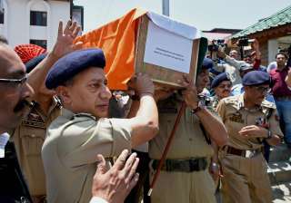 Ayub Pandith was lynched by a mob outside Jamia... Ayub Pandith was lynched by a mob outside Jamia...