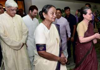 Presidential poll is a fight against 'divisive,... Presidential poll is a fight against 'divisive,...