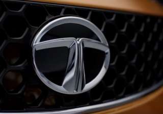 Tata Motors sales dip 8 pc in June - India TV Tata Motors sales dip 8 pc in June - India TV