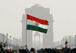 India to be base to economic pole of global... India to be base to economic pole of global...
