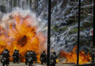 10 killed as protests against Venezuela assembly... 10 killed as protests against Venezuela assembly...
