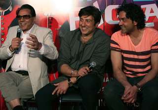 Dharmendra, Sunny Deol, Bobby Deol - India TV Dharmendra, Sunny Deol, Bobby Deol - India TV
