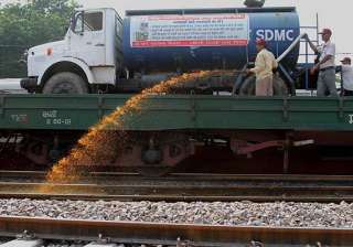 Mosquito Terminator Train, malaria, india tv Mosquito Terminator Train, malaria, india tv