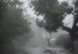 High winds, rain during passage of hurricane Irma... High winds, rain during passage of hurricane Irma...