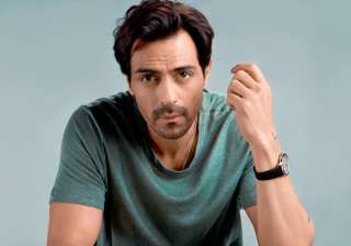 Arjun Rampal star struck by Amitabh Bachchan and... Arjun Rampal star struck by Amitabh Bachchan and...