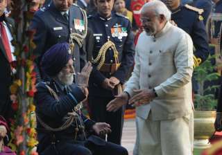 President Kovind, PM Modi condole demise of... President Kovind, PM Modi condole demise of...