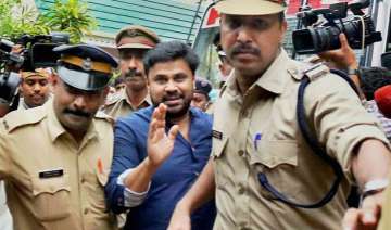 Dileep arrest Malayalam actress finally breaks... Dileep arrest Malayalam actress finally breaks...