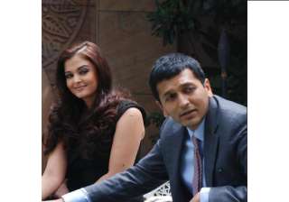 aishwarya rai endorses lodha s worli project -... aishwarya rai endorses lodha s worli project -...