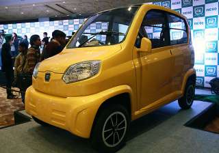 bajaj auto unveils low cost car re60 - India TV bajaj auto unveils low cost car re60 - India TV