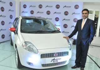 fiat launches 2013 grande punto sport at rs 7.6... fiat launches 2013 grande punto sport at rs 7.6...