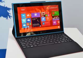 first impression nokia lumia 2520 is bright light... first impression nokia lumia 2520 is bright light...
