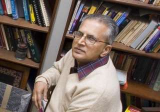 g k pillai resigns as mcx sx chairman - India TV g k pillai resigns as mcx sx chairman - India TV