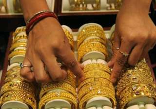 gold hits one month high of rs 28 625 on global... gold hits one month high of rs 28 625 on global...