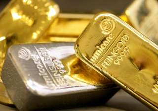 gold silver fall on global cues - India TV gold silver fall on global cues - India TV