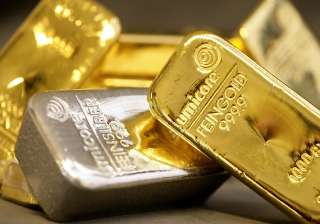 gold up by rs 250 silver ends flat - India TV gold up by rs 250 silver ends flat - India TV