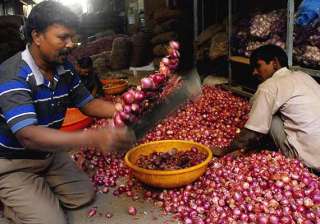 govt may ban onion exports to check price rise -... govt may ban onion exports to check price rise -...