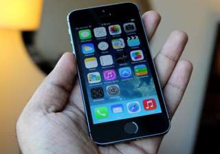 india iphone distributor to roll out 5s 5c from... india iphone distributor to roll out 5s 5c from...