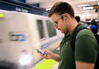 free apps with ads impact smartphone performance... free apps with ads impact smartphone performance...