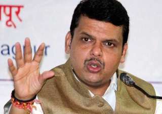 maha cm fadnavis hardsells mumbai as global... maha cm fadnavis hardsells mumbai as global...
