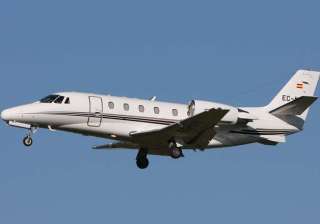 1700 private jets fly to davos to discuss global... 1700 private jets fly to davos to discuss global...