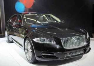 jlr invests 45 mn in new press line at halewood... jlr invests 45 mn in new press line at halewood...